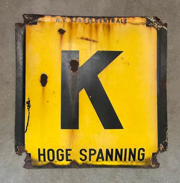 N.V. IJsselcentrale - K - Hoge Spanning - emaille kabelbord beschikbaar voor biedingen