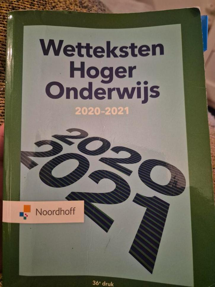 Redactieraad - Wetteksten Hoger Onderwijs 2020-2021, Boeken, Wetenschap, Zo goed als nieuw, Ophalen of Verzenden