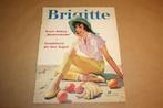 Zeldzaam magazine - Brigitte [o.a. Mode] August 1958 !!, Ophalen of Verzenden, Gelezen, Damesbladen