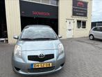 Toyota Yaris 1.3 16V 5DR SOL Automaat 2006 Airco  Grijs, Euro 5, Stof, 4 cilinders, Origineel Nederlands