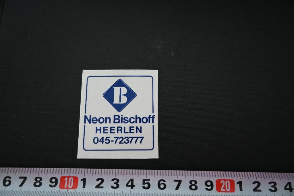 sticker transparant NEON BISCHOFF  heerlen, Verzamelen, Stickers, Zo goed als nieuw, Ophalen