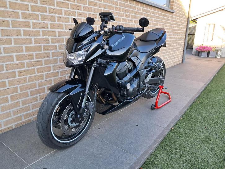 Kawasaki Z750 ABS 2010. 1e eigenaar., Motoren, Motoren | Kawasaki, Particulier, Naked bike, meer dan 35 kW, 4 cilinders, ABS, LED Verlichting