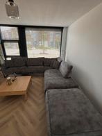 Mooie hoekbank met hocker - moet weg!, Ophalen, Gebruikt