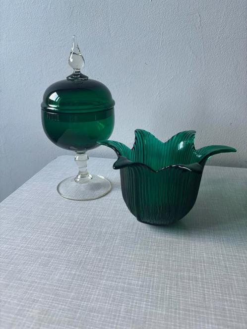 Bonbonniere groen en lichtje voor waxinelichtje, Antiek en Kunst, Antiek | Glas en Kristal, Ophalen of Verzenden