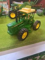 John Deere 7020 kniktrekker van Ertl stocknummer 15610, Ophalen of Verzenden, Zo goed als nieuw, Tractor of Landbouw, ERTL