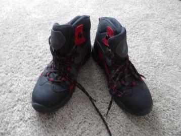SPLINTERNIEUW 1 paar wandel schoenen merk MC KINLEY maat 36 beschikbaar voor biedingen