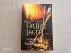 John Flanagan - De dragers van het Eikenblad, Boeken, Ophalen of Verzenden, Zo goed als nieuw, John Flanagan