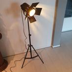 Mooie Mexlite industriële vloerlamp incl. statief te koop !, Ophalen of Verzenden, Nieuw, Metaal