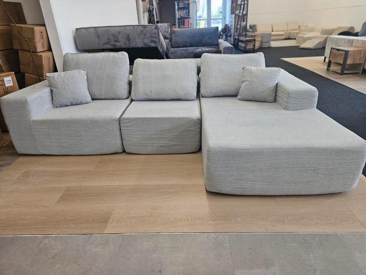 Nieuw! - Compressed Sofa - Lichtgrijs, Huis en Inrichting, Banken | Voetenbanken en Poefen, Nieuw, 125 cm of meer, 125 cm of meer