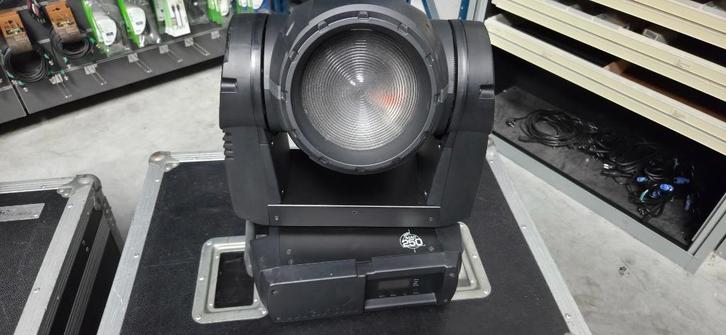 8x Martin Mac 250 Wash, Muziek en Instrumenten, Licht en Laser, Gebruikt, Licht, Ophalen