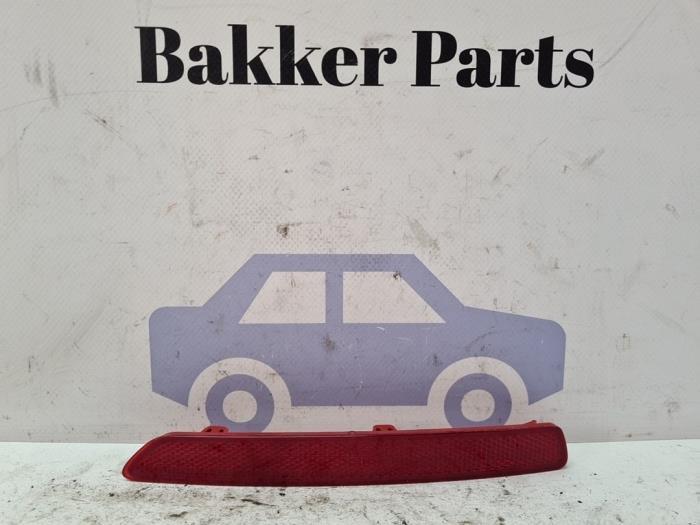 Bumper reflector rechts-achter van een BMW 3-Serie, Auto-onderdelen, Verlichting, BMW, Gebruikt, 3 maanden garantie