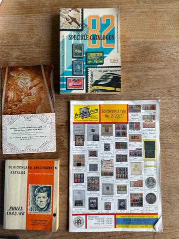Collectie Postzegel Catalogussen beschikbaar voor biedingen