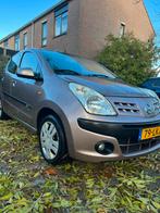 Nissan Pixo 1.0 50KW 5D 2010 Beige, Auto's, Nissan, Voorwielaandrijving, 200 kg, 4 stoelen, Origineel Nederlands