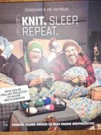 Knit. Sleep. Repeat. - Breiboek, Breien en Haken, Dendennis & Mr. Knitbear, Nieuw, Ophalen of Verzenden