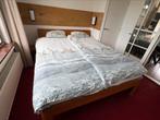 Bed, nachtkastje en bankje te koop, Huis en Inrichting, Slaapkamer | Complete slaapkamers, Ophalen, Zo goed als nieuw, Tweepersoons