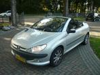 Peugeot 206 CC 2.0-16V, Auto's, Peugeot, 136 pk, Gebruikt, Zwart, 4 cilinders