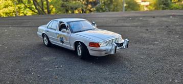 1:18 Ford Crown Victoria California Highway Patrol Motormax  beschikbaar voor biedingen