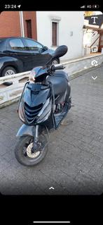 Piaggio zip 4 t, Fietsen en Brommers, Scooters | Piaggio, Gebruikt, Ophalen of Verzenden, Zip