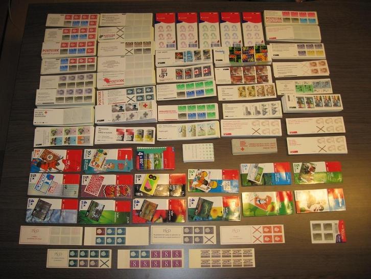 Nederland Heel veel verschillende postzegelboekjes. Postfris, Postzegels en Munten, Postzegels | Volle albums en Verzamelingen
