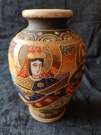 Vaas Satsuma porcelein Japans, Ophalen of Verzenden