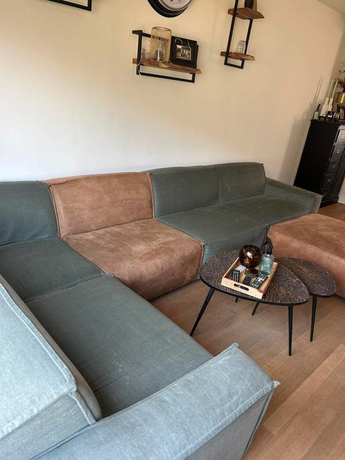 Grote Hoekbank losse hocker, Huis en Inrichting, Banken | Complete zithoeken, Gebruikt, Leer, Stof, Ophalen