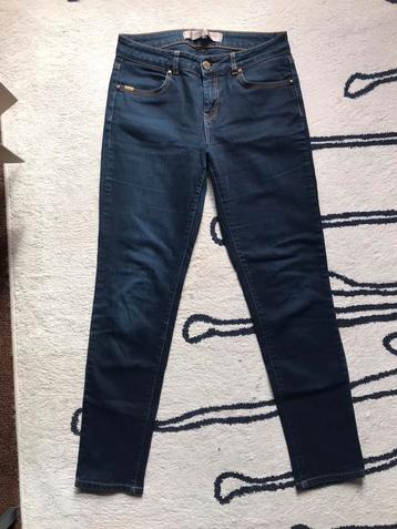 Donkerblauwe jeans Steps maat 36