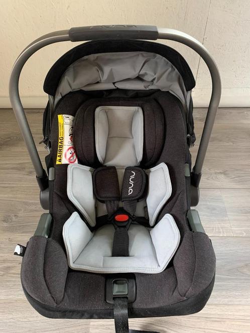 Hele nette maxi cosi autostoel Nuna Pipa Icon, Kinderen en Baby's, Autostoeltjes, Gebruikt, Maxi-Cosi, 0 t/m 13 kg, Autogordel