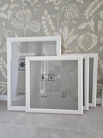 Hout, glas, wit IKEA lijsten 50x70 en 3x 50x50 beschikbaar voor biedingen
