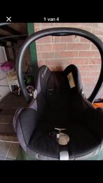 Nieuwe Maxi-Cozy met verkleiner, Autogordel, Ophalen of Verzenden, Zo goed als nieuw, 0 t/m 13 kg