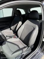 Audi A1 1.2 TFSI Attraction| NAP| Cruise| Airco| Sportvelge, Voorwielaandrijving, 86 pk, 4 cilinders, 4 stoelen