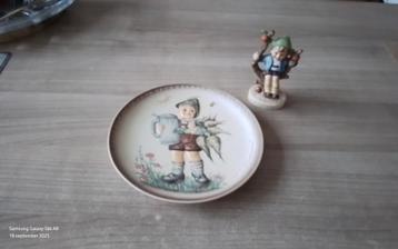Hummel Bord en Figuur beschikbaar voor biedingen
