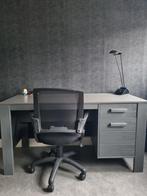Sterk Antraciet bureau & bureaustoel - 140 x 60 x 78 cm. 99€, Ophalen of Verzenden, In hoogte verstelbaar, Gebruikt, Bureau