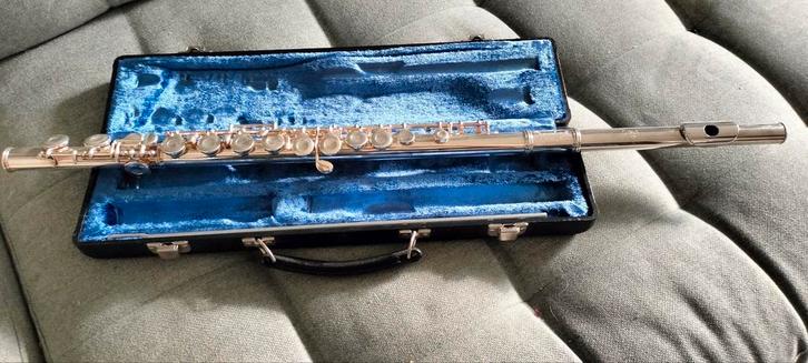 Dwarsfluit te koop, Muziek en Instrumenten, Blaasinstrumenten | Dwarsfluiten en Piccolo's, Gebruikt, Dwarsfluit, Met koffer of tas