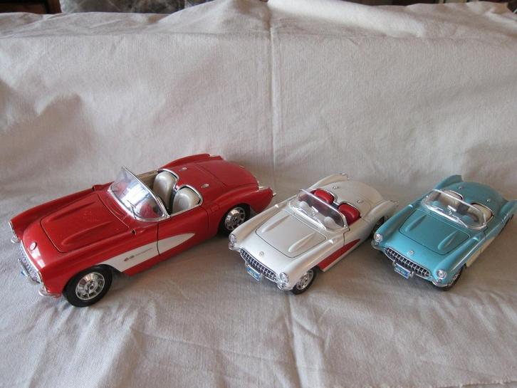 model auto bburago 3 verschillende Chevrolets burago, Hobby en Vrije tijd, Modelauto's | 1:18, Zo goed als nieuw, Auto, Bburago