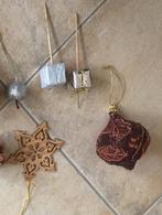 Kerstdecoratie, Kerstballen, slingers, dennenappels, giftbag, Diversen, Kerst, Ophalen of Verzenden, Zo goed als nieuw