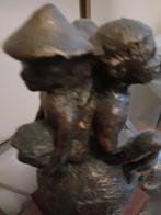 Bronzen beeldje van spelende kinderen, Antiek en Kunst, Kunst | Beelden en Houtsnijwerken, Ophalen of Verzenden
