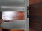 2 stiks Atacama (UK) steunen voor luidsprekers, Ophalen of Verzenden, Gebruikt
