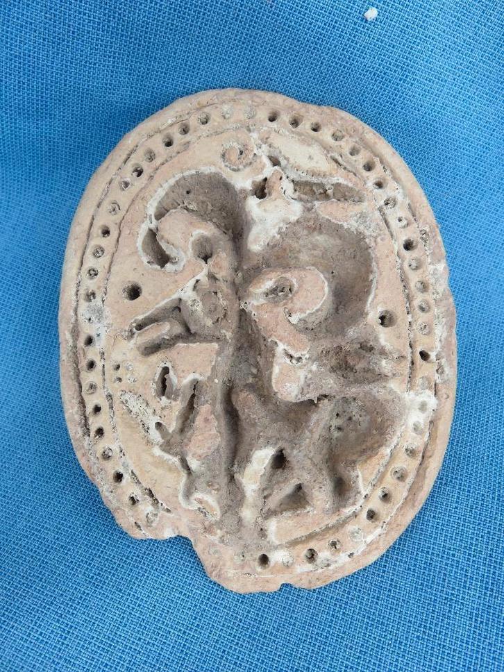 Aardewerk zegel / stempel - ca. 3000 jaar oud - bodemvondst, Antiek en Kunst, Antiek | Keramiek en Aardewerk, Ophalen of Verzenden