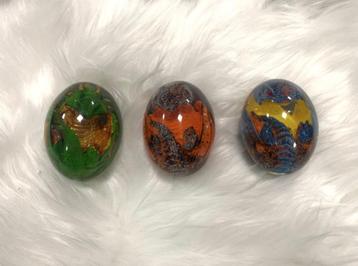 Draken Ei Dragon / Lava Egg Draak Dier Fantasie Dinosaurus beschikbaar voor biedingen
