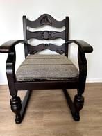 Houten stoel met armleuning, Ophalen, Hout, Gebruikt, Bruin