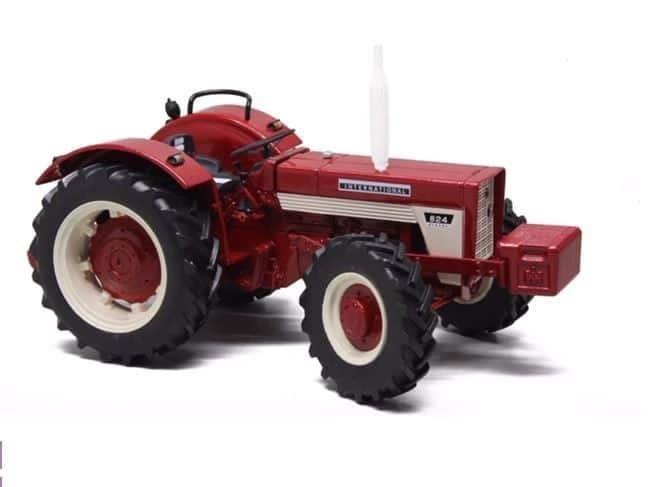 International 824 4WD, Hobby en Vrije tijd, Modelauto's | 1:32, Nieuw, Tractor of Landbouw, Overige merken, Ophalen of Verzenden