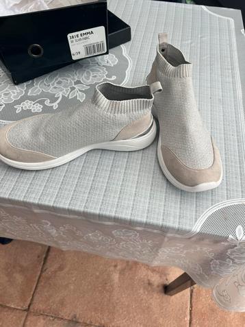 Dune London Emma Sneakers - Maat 39 beschikbaar voor biedingen