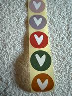 15 leuke sluitstickers / sluitzegels hartje 5 kleuren, Ophalen of Verzenden, Nieuw, Meerdere stickers