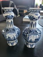 2 Delfs Blauw vaasjes, Ophalen of Verzenden