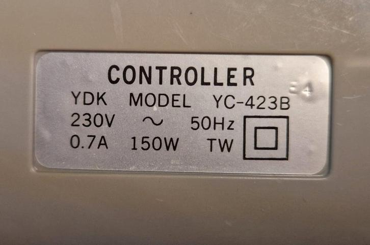 gezocht pedaal toyota lockmachine SL 3404 DE, Hobby en Vrije tijd, Naaimachines en Toebehoren, Gebruikt, Lockmachine, Overige merken