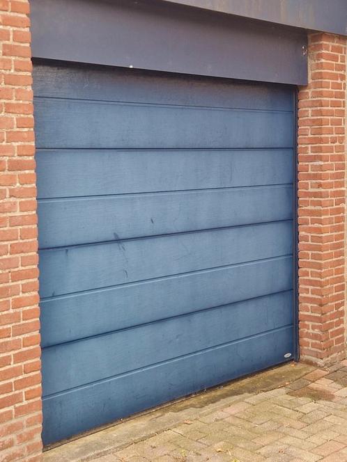 Electrische kunststof garagedeur, Doe-het-zelf en Verbouw, Deuren en Horren, Ophalen