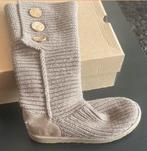 UGGS licht bruin gebreide laarzen maat. 39, Ophalen of Verzenden, Zo goed als nieuw, Bruin, Hoge laarzen
