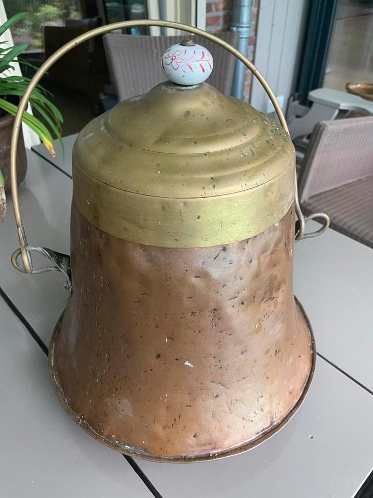 Antieke Roodkoperen Doofpot met Bronzen Voetjes, Antiek en Kunst, Antiek | Koper en Brons, Koper, Ophalen of Verzenden