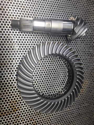Bmw motorsport differential gear for 210 housing 4.44 Ratio  beschikbaar voor biedingen
