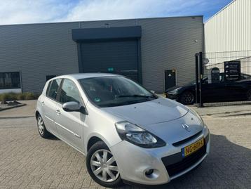 Renault Clio 1.5 dCi Navigatie|Clima|Bleutooth 2011 beschikbaar voor biedingen